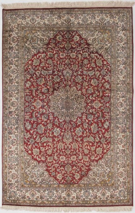 Indisk Kashmir Silketeppe