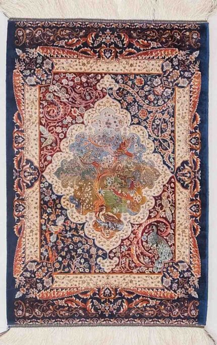 Qum Silk Art