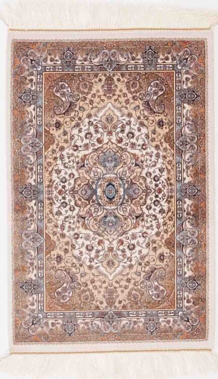 Qum Silk Art